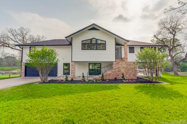 Seguin, TX 78155,46 Hampton