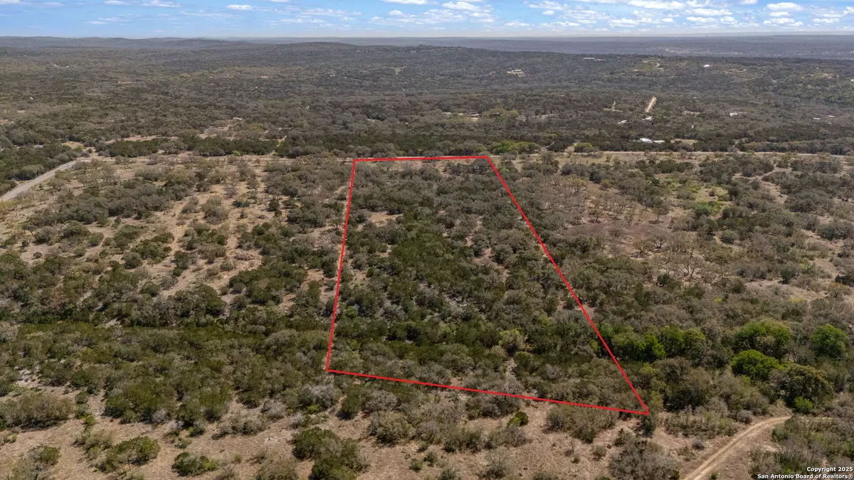 Hondo, TX 78861,1617 County Road 241