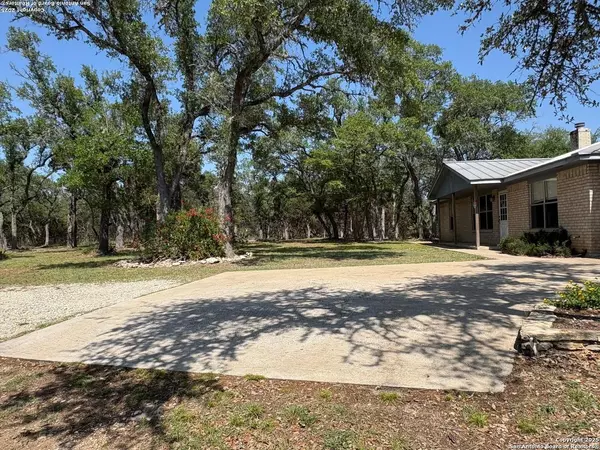 Wimberley, TX 78676,2501 fischer store