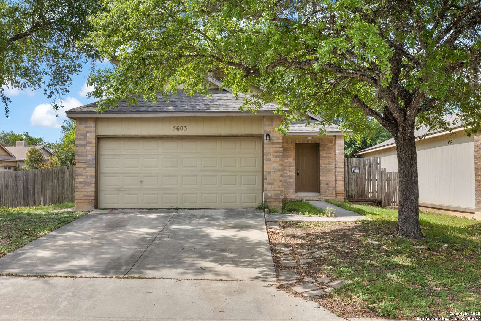 5603 spring moon, San Antonio, TX 78247