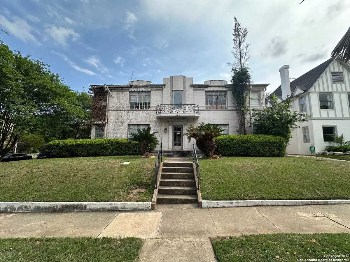 San Antonio, TX 78212,268 Lullwood