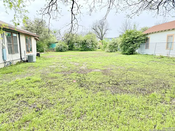 San Antonio, TX 78202,714 Sherman