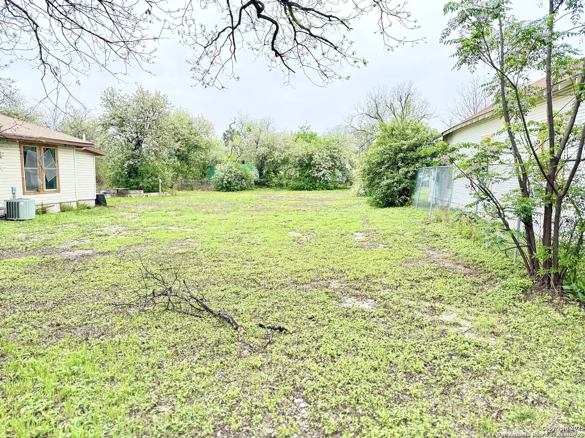 San Antonio, TX 78202,714 Sherman