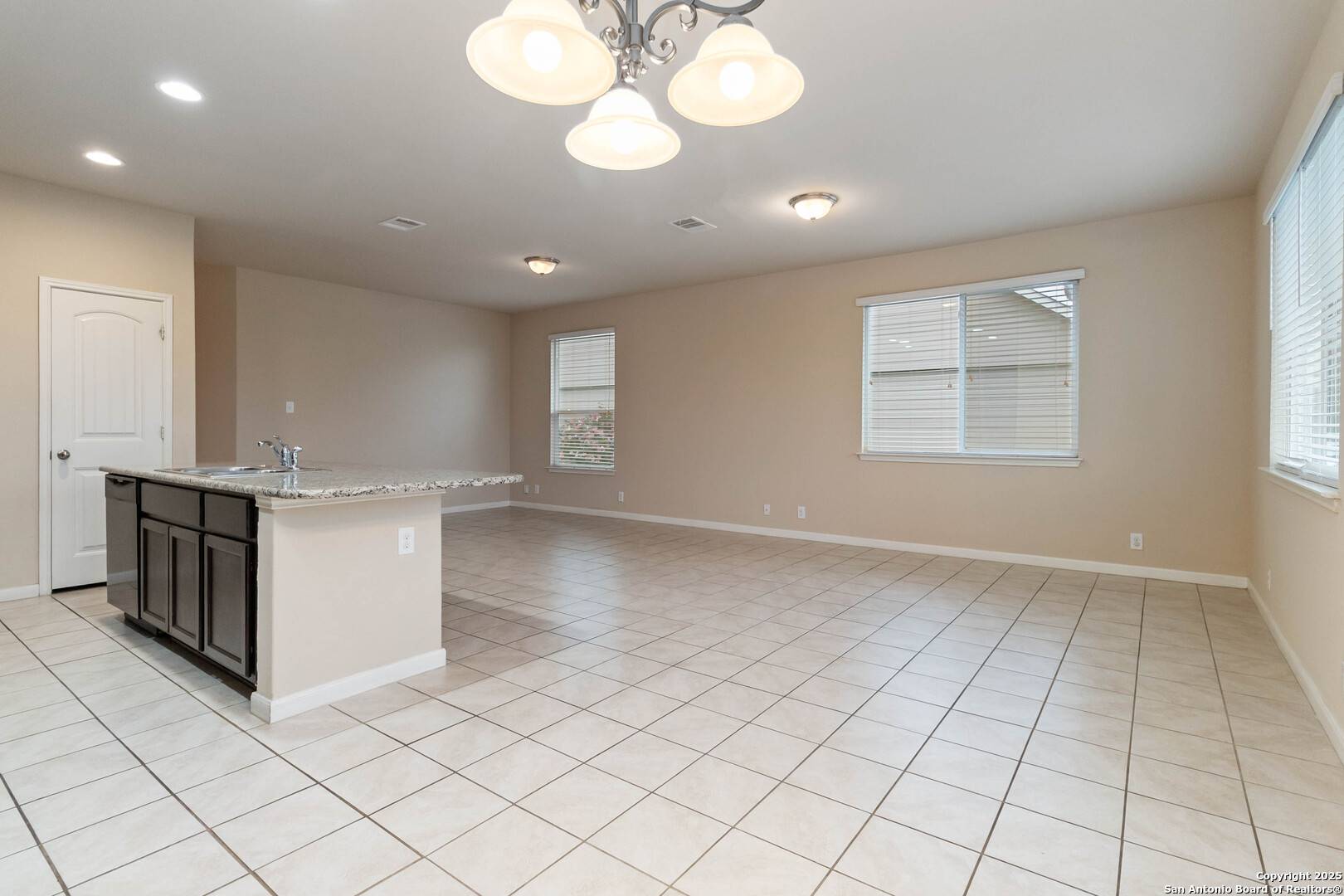 New Braunfels, TX 78130,477 Sand Trail