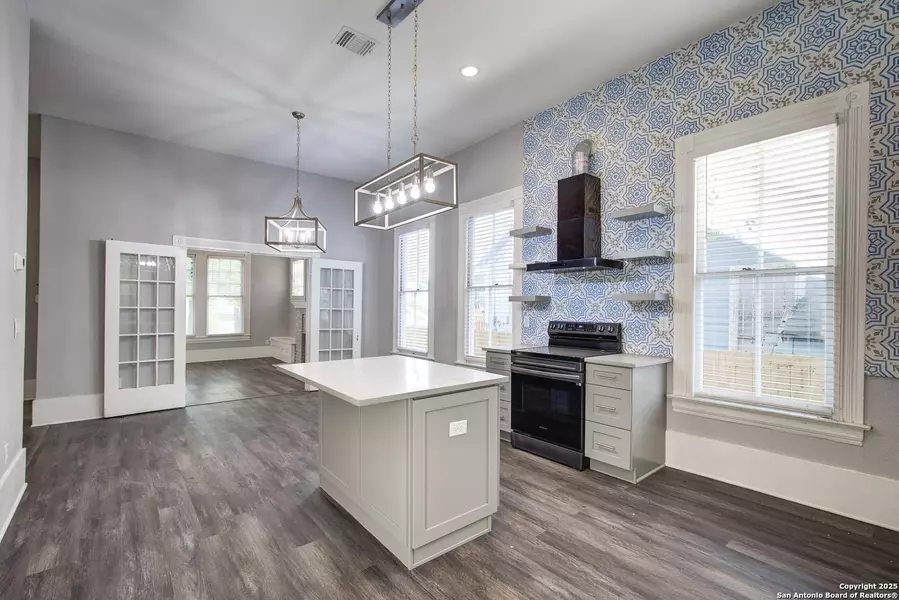 515 Burnet, San Antonio, TX 78202
