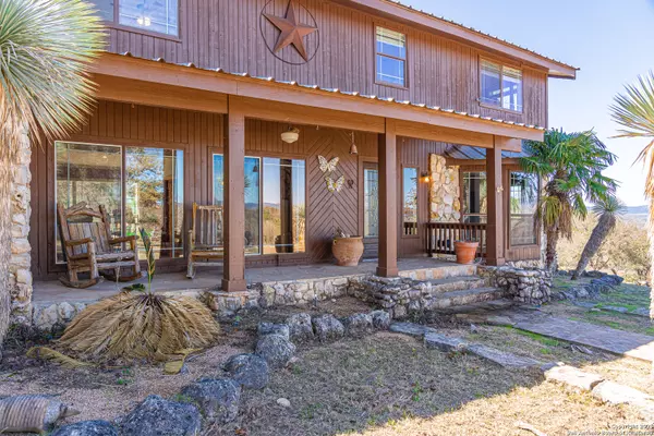 Utopia, TX 78884-2530,1839 Thanksgiving Rd.