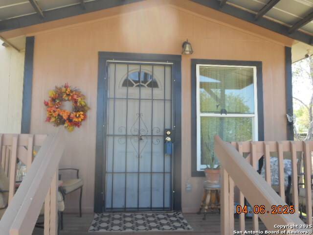 Jourdanton, TX 78026,1214 Broadway