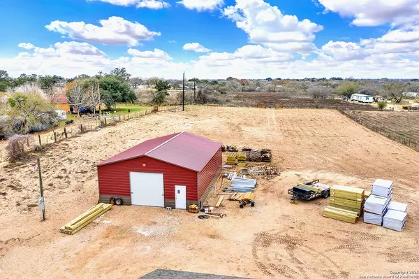 Adkins, TX 78101,5503 Fm 3465