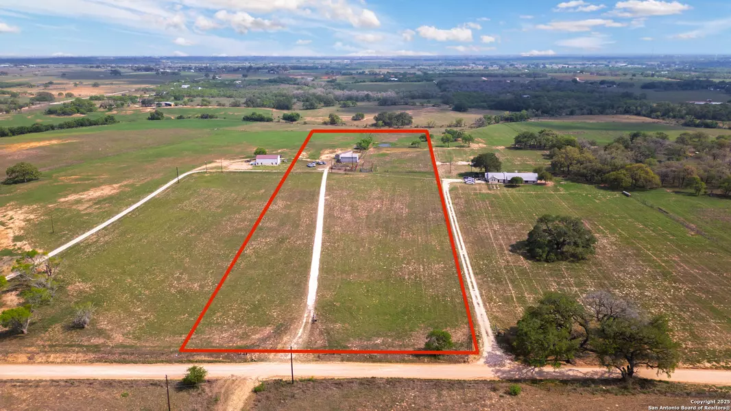 10.8 ACRES County Road 302, Floresville, TX 78114