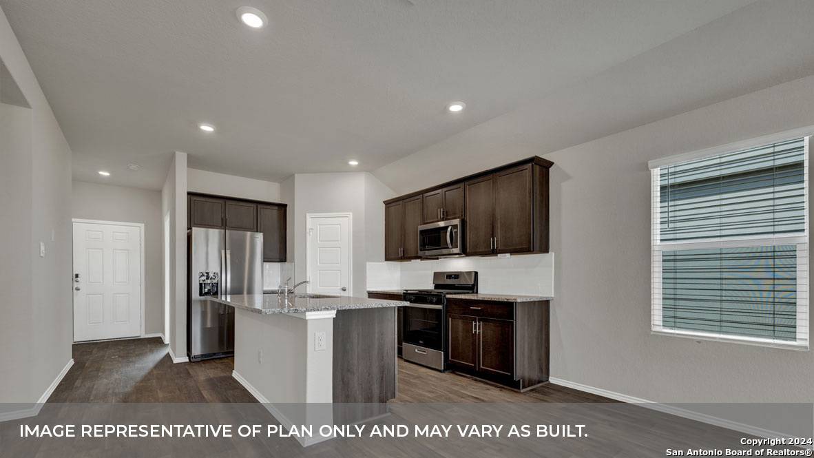 New Braunfels, TX 78130,1744 KATHLENE VIEW