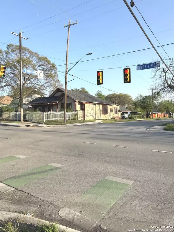 San Antonio, TX 78207,2922 Buena Vista