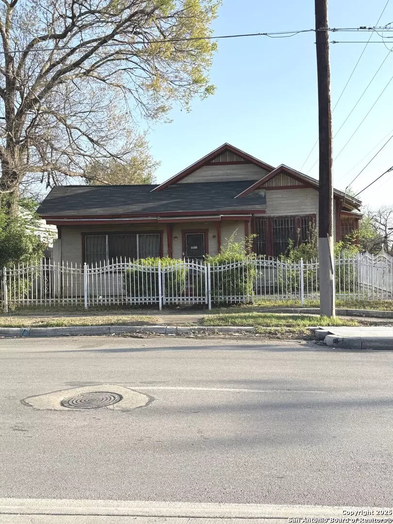 San Antonio, TX 78207,2922 Buena Vista