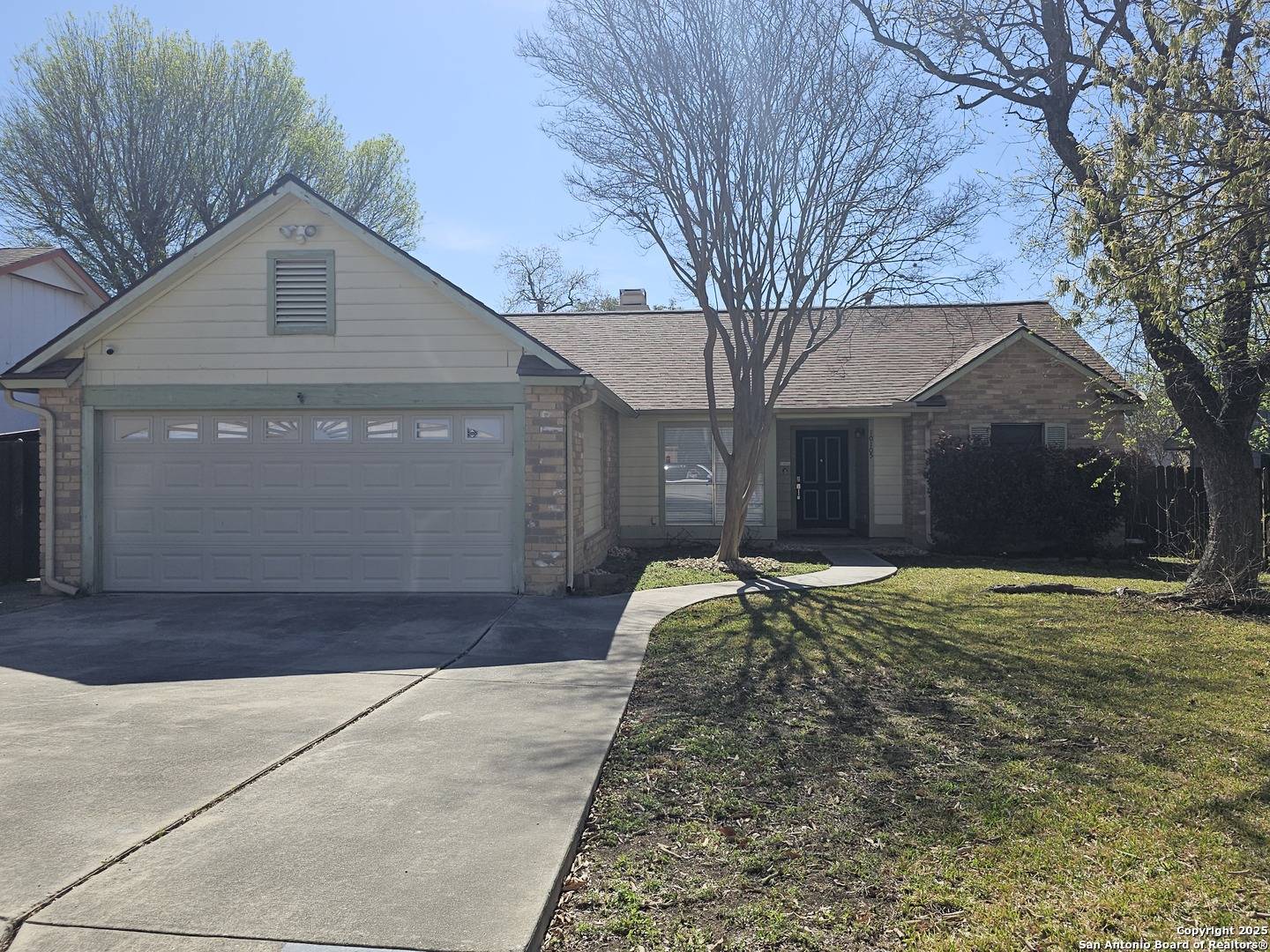 10105 Trappers Ridge, Converse, TX 78109