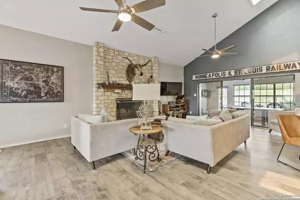 Kerrville, TX 78028,636 Oakland Hills