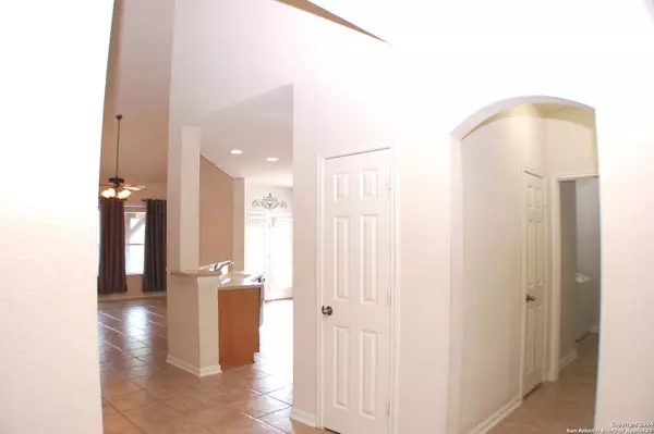 San Antonio, TX 78255-2291,24323 FLINT CRK
