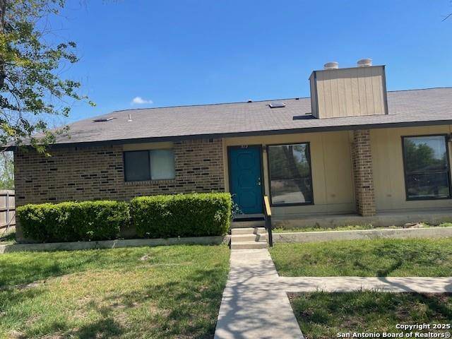 512 Kellys Way, New Braunfels, TX 78130