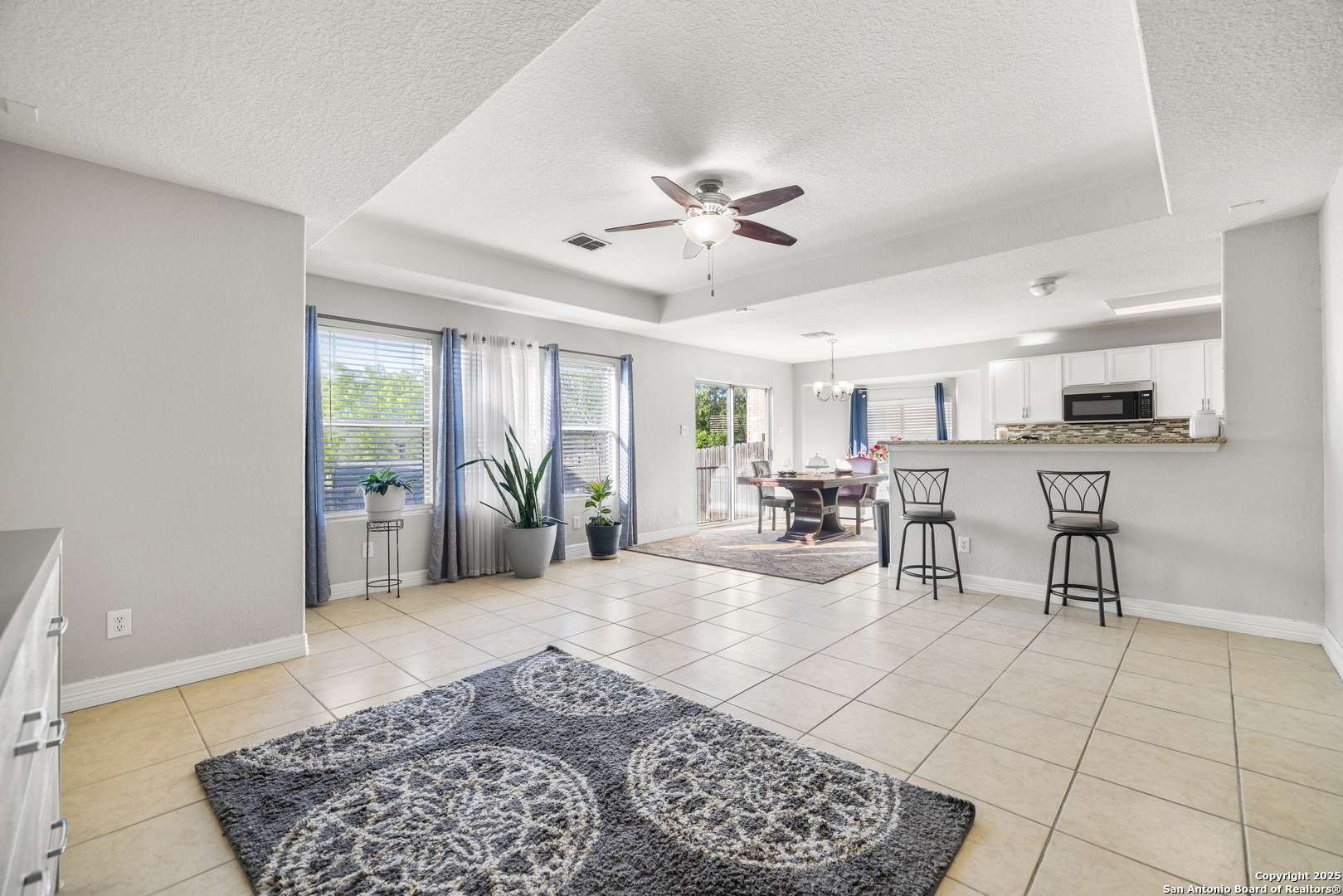 3906 Mas Frio, San Antonio, TX 78223