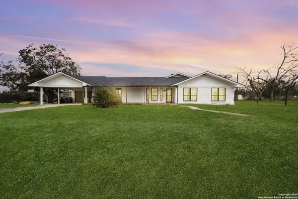 25 POEHNERT RD, Boerne, TX 78006-7914
