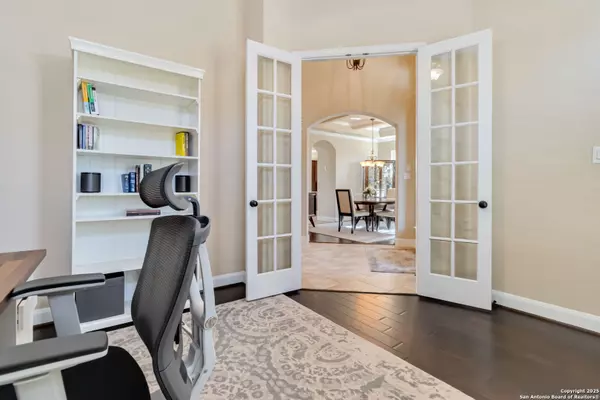 San Antonio, TX 78255,17006 Turin Ridge