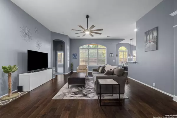San Antonio, TX 78255,8130 Floating View