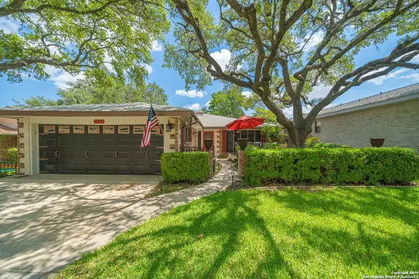 9006 Luzita, San Antonio, TX 78230
