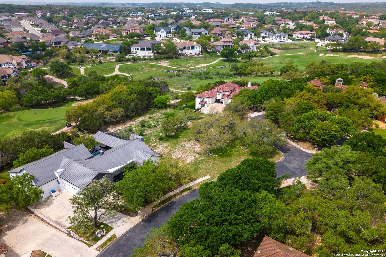 602 Sandtrap Ct, San Antonio, TX 78260