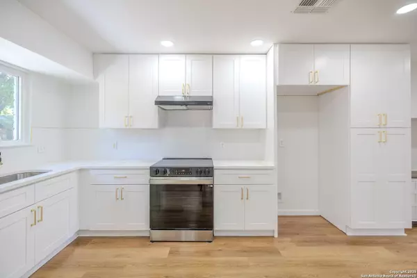 San Antonio, TX 78233,12310 Valley Forge Circle