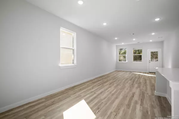 San Antonio, TX 78254,9014 WILDWOOD PASS