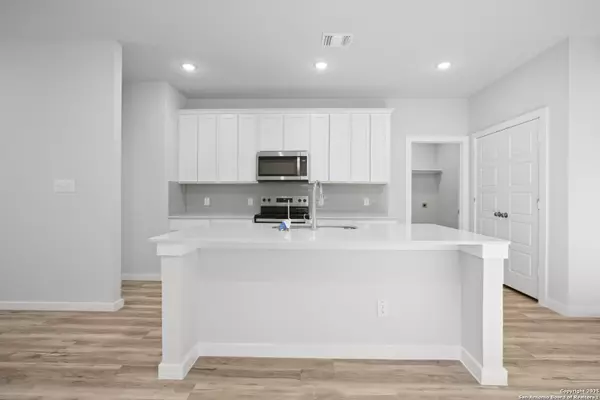 San Antonio, TX 78254,9014 WILDWOOD PASS