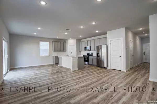 San Antonio, TX 78254,9010 WILDWOOD PASS