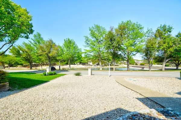 Kerrville, TX 78028,215 Canyon Creek