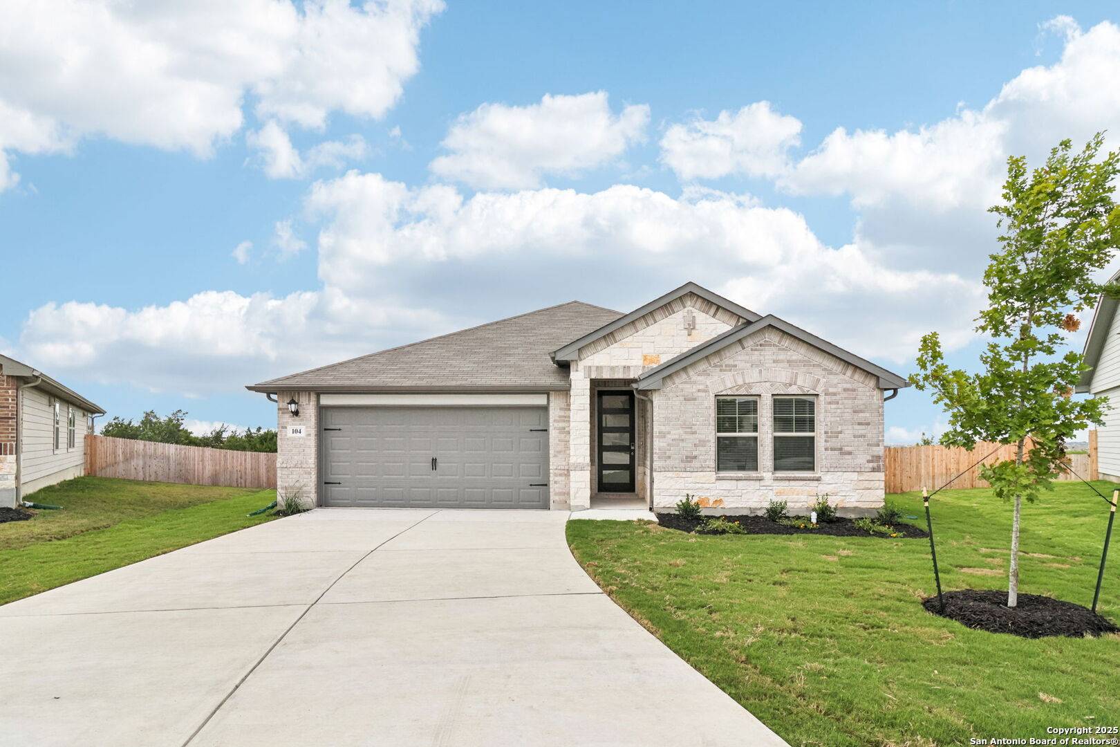 104 Shelton Pass, Cibolo, TX 78108