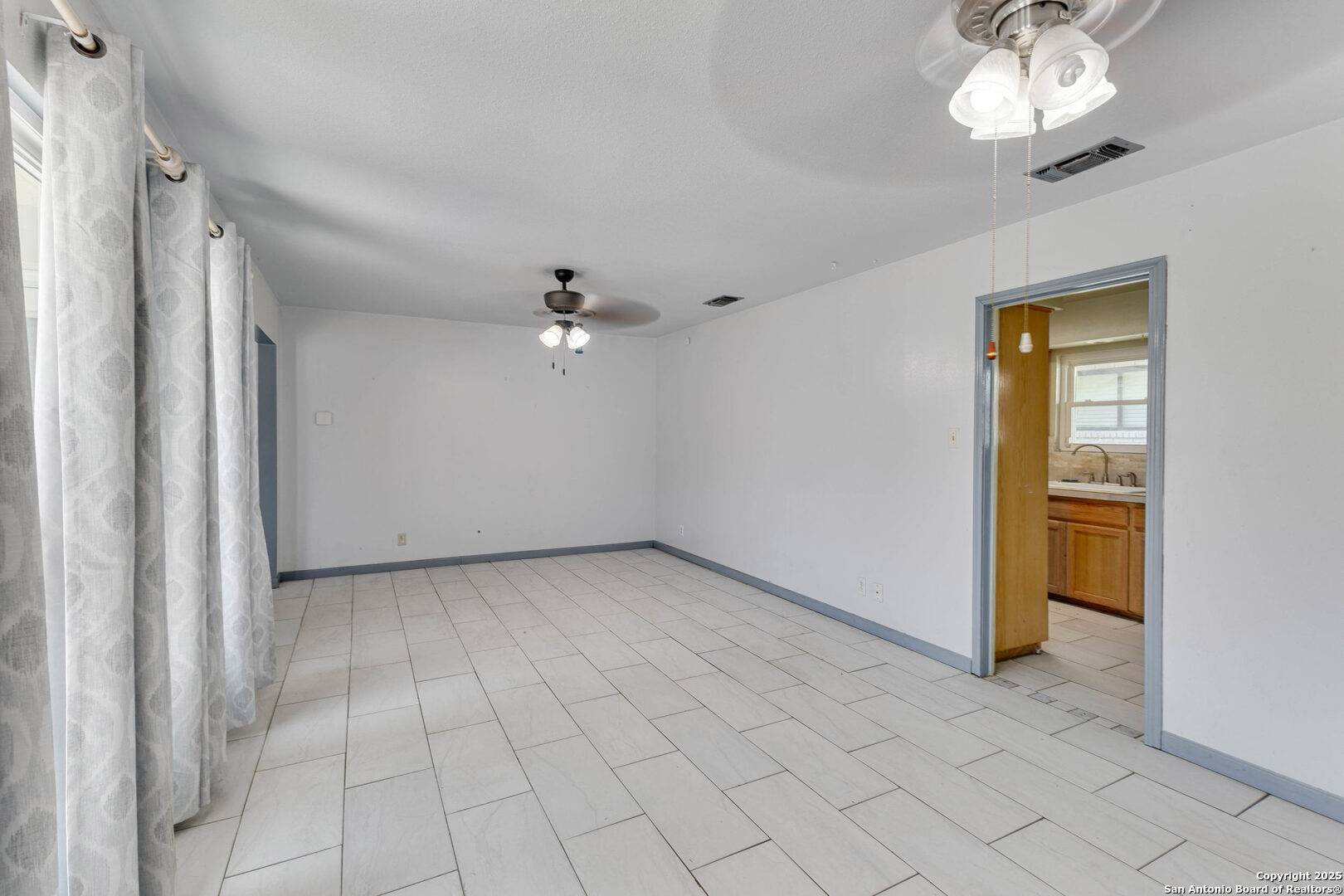 Universal City, TX 78148,410 De Soto