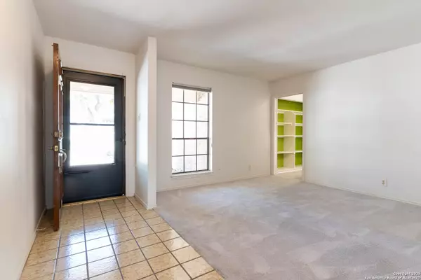 San Antonio, TX 78232,2214 Sun Wood