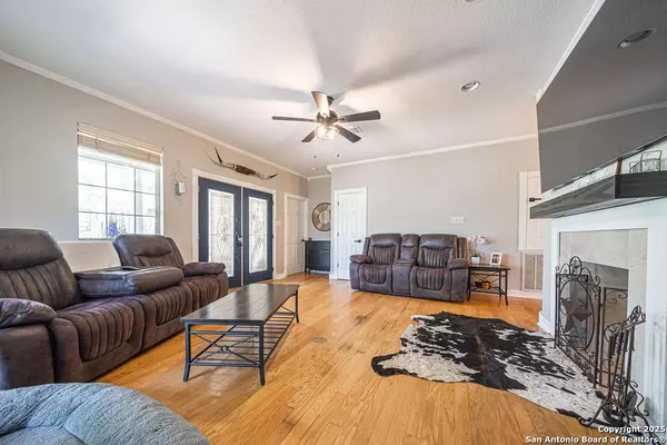 Kingsbury, TX 78638,771 Hillje
