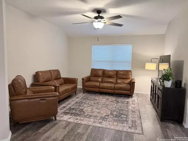 New Braunfels, TX 78130,1868 Danube Dr