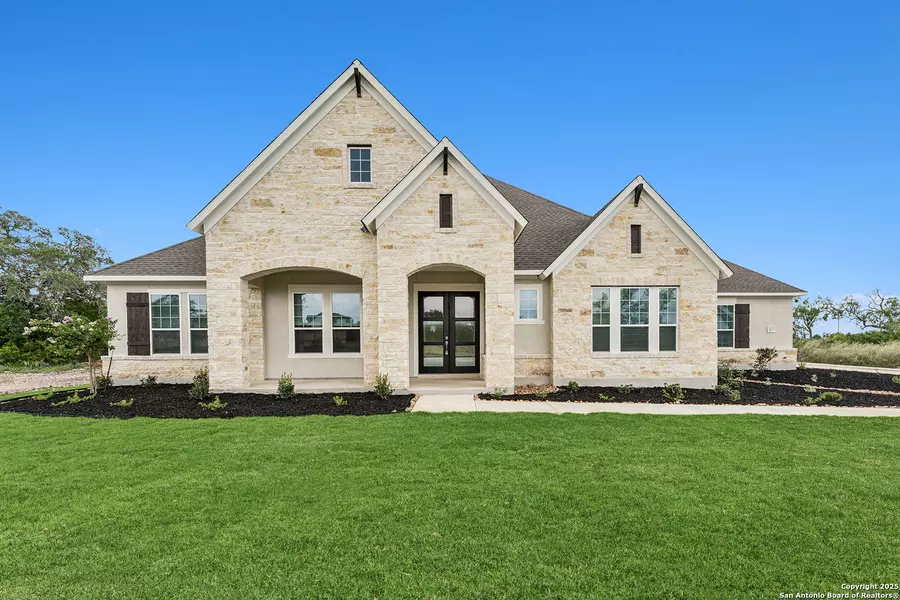 173 Christian St., Castroville, TX 78009