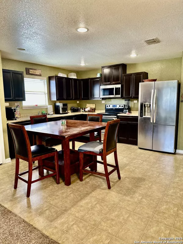 San Antonio, TX 78245,622 Scarlet Ibis