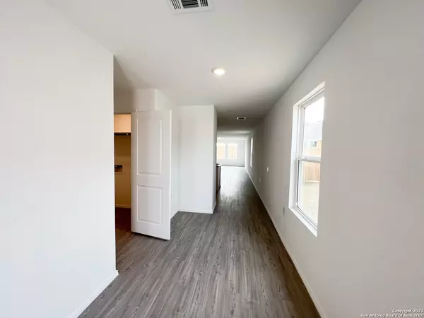 San Antonio, TX 78224,10175 Asta Trail