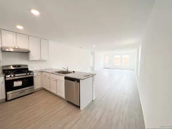 San Antonio, TX 78224,10175 Asta Trail