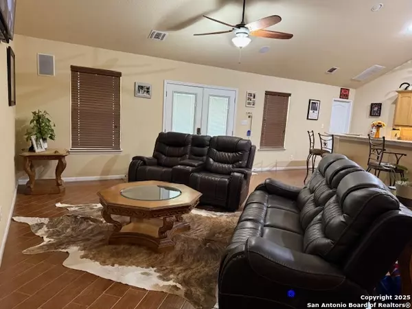 Uvalde, TX 78801,5476 us highway 90