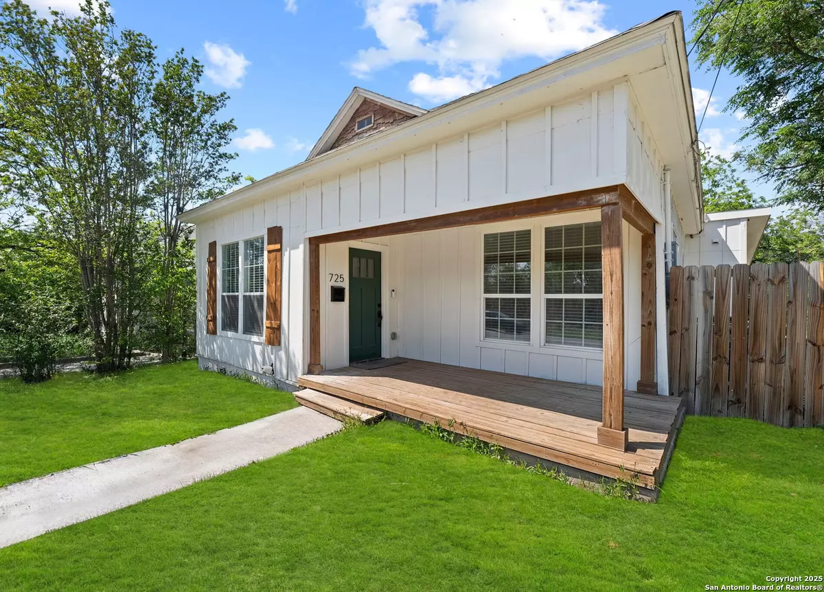 San Antonio, TX 78210-2222,725 Westfall Ave