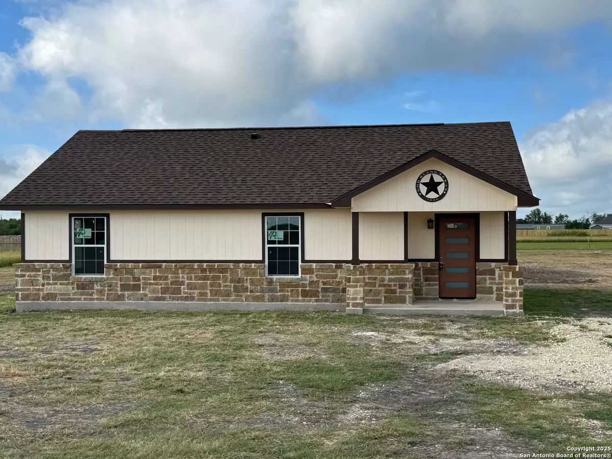 Natalia, TX 78059,450 County Road 679