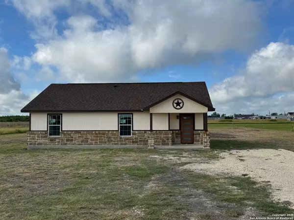 Natalia, TX 78059,450 County Road 679