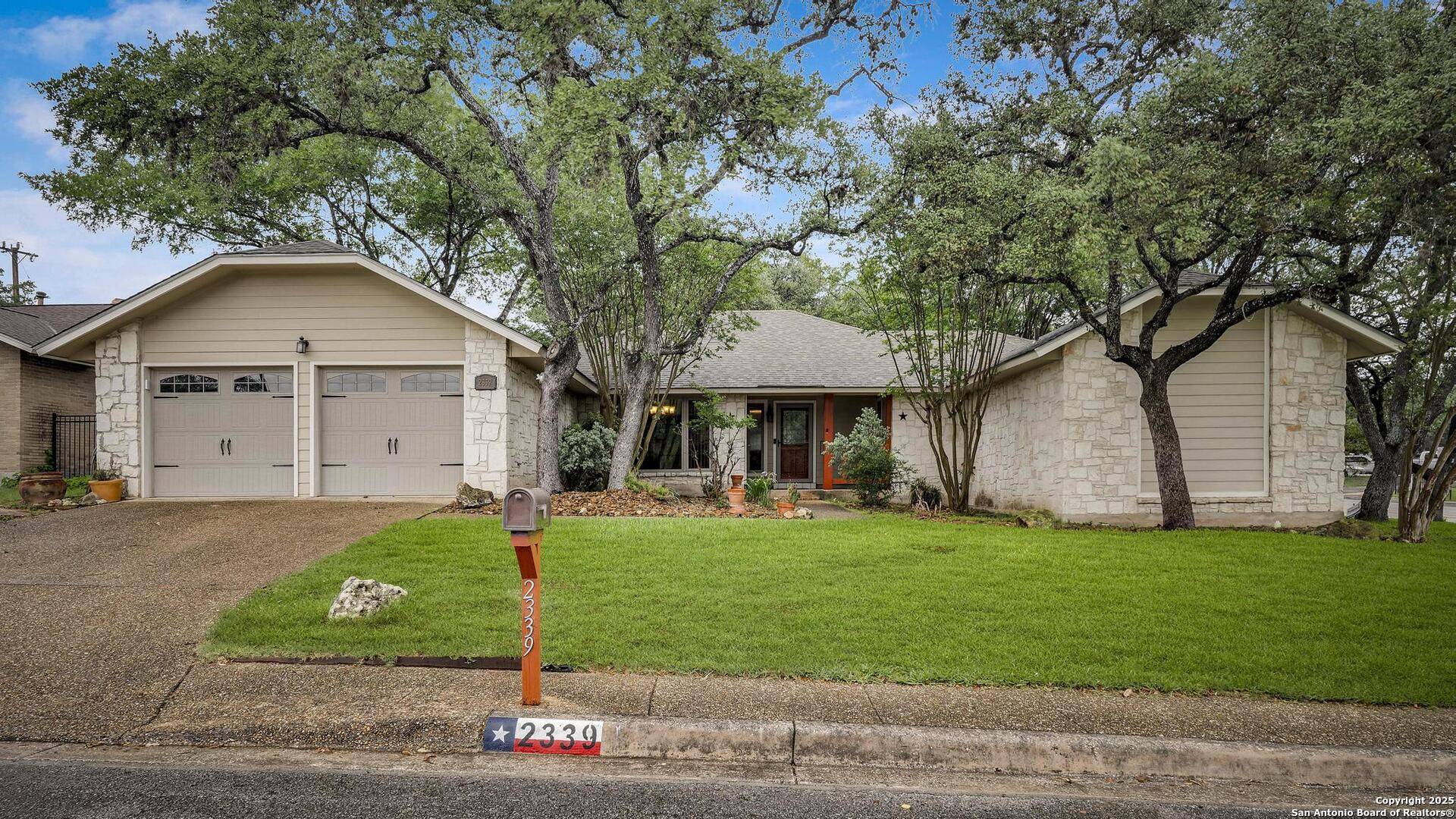 2339 Bluffridge St, San Antonio, TX 78232