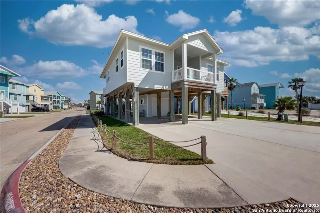 Port Aransas, TX 78373,162 La Concha