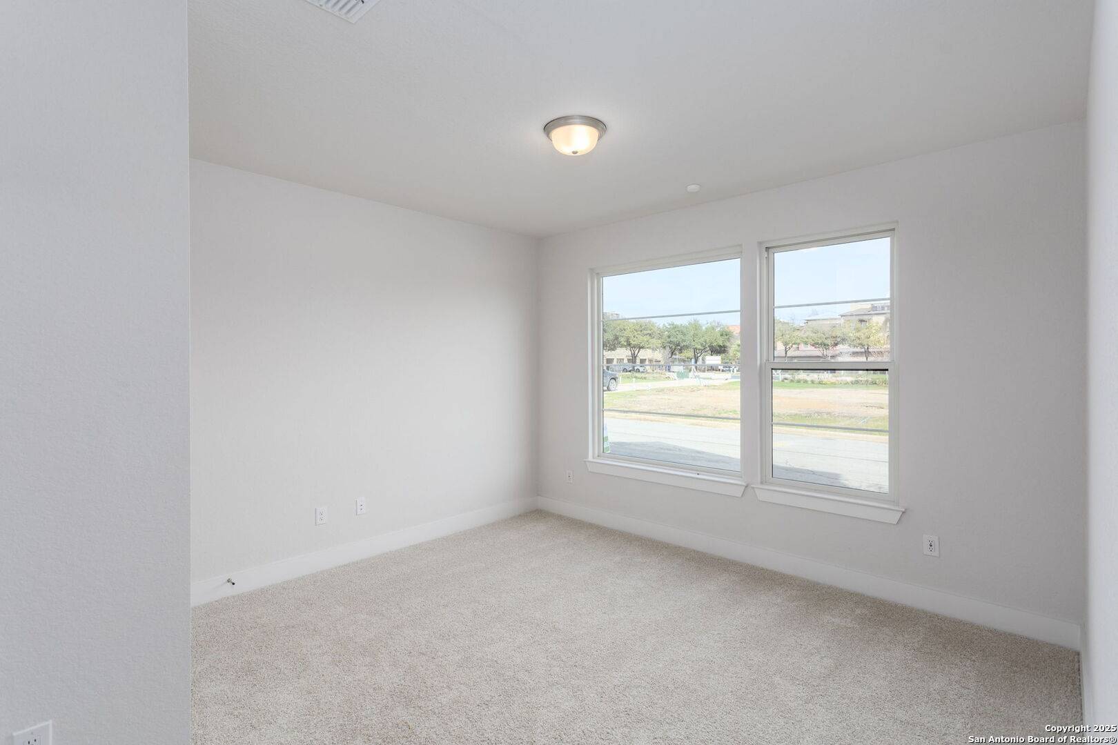 San Antonio, TX 78210-1075,558 McMonigal Pl