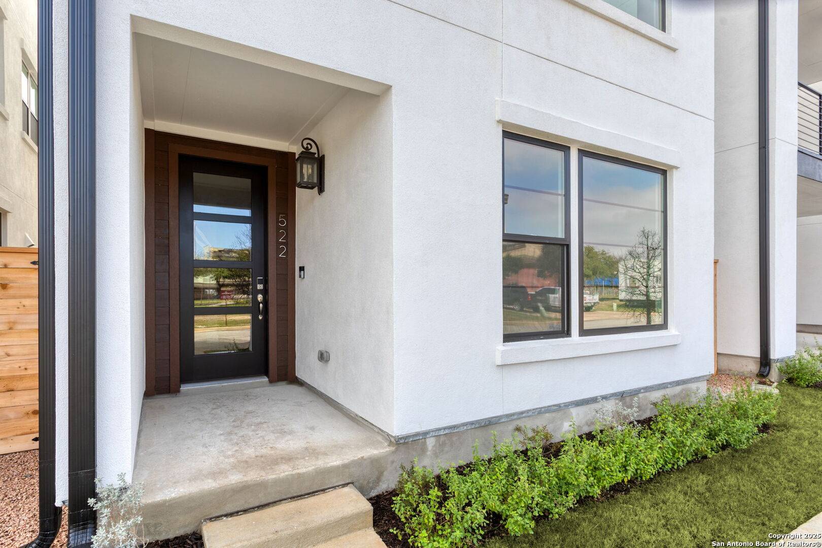 San Antonio, TX 78210-1075,558 McMonigal Pl