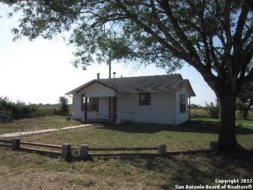 4111 STAPPER RD, St Hedwig, TX 78152