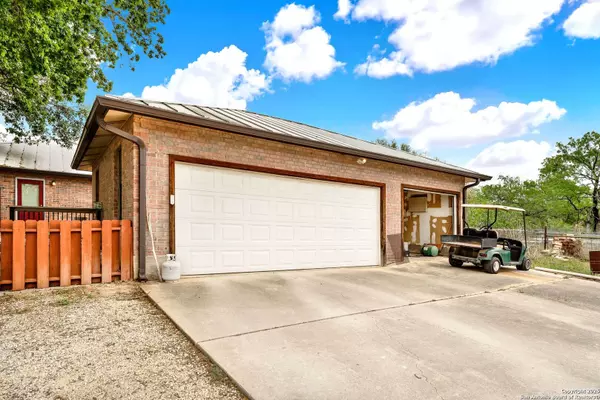 St.hedwig, TX 78152,3190 Pittman